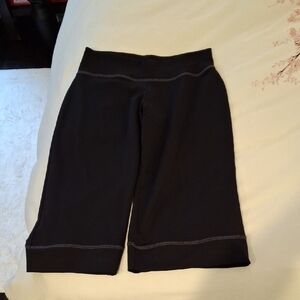 Women's Knee Length Black Stretch Shorts